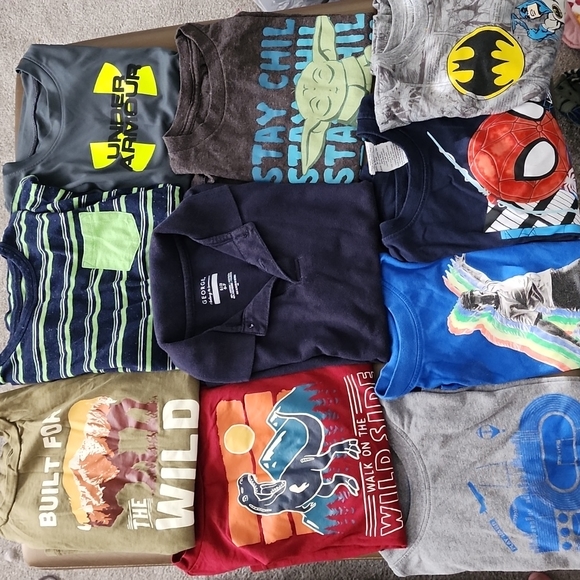 Lot of 10 Boys Shirts size 6/7 - Picture 1 of 3